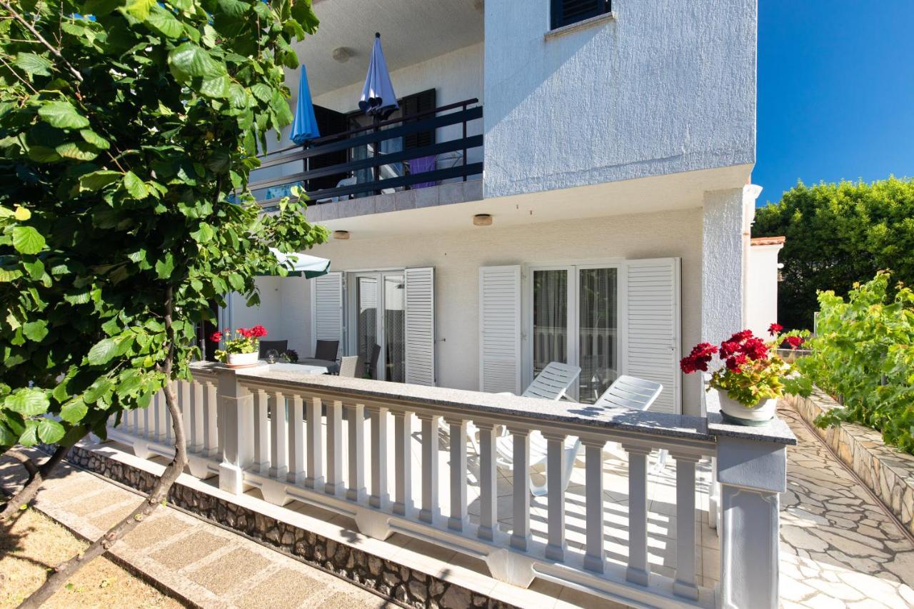 Apartman Marjeto クルク エクステリア 写真